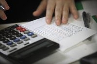 給与計算をまだ社内でやっているのですか？